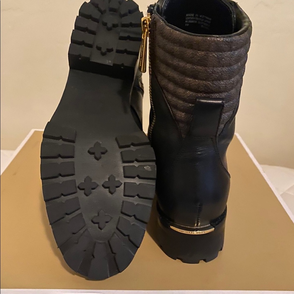 Michael kors boots